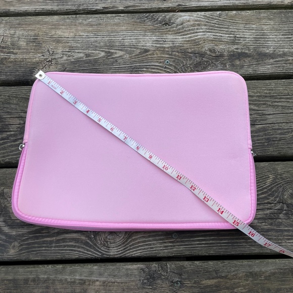 Laptop Sleeve: Pink 13.3" (Mac/ Chromebook/ Tablet Accessory) - Picture 8 of 9